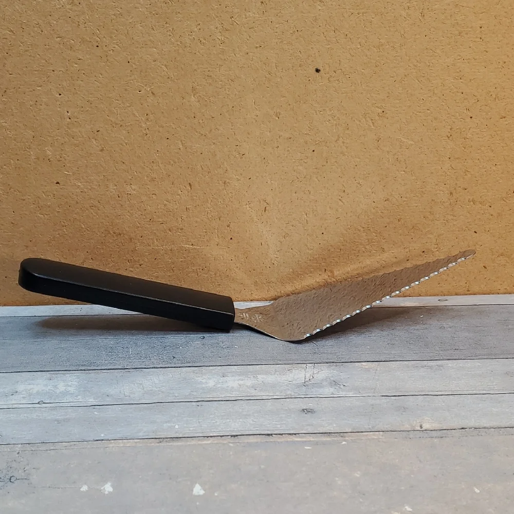 Pampered Chef Slice N Serve without Protective Cover